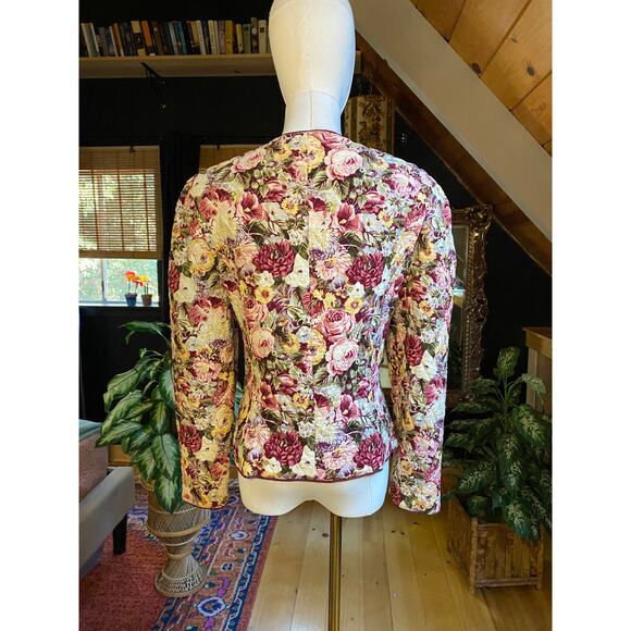 Quilt Coat Vintage Floral - Picture 7 of 8